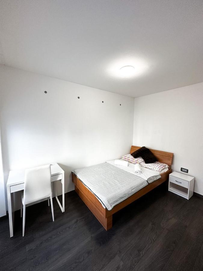 Apartma Jugo โคเปร์ ภายนอก รูปภาพ